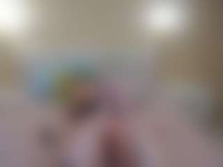 EliaRose's Live Sex Cam Show