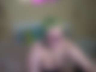EliaRose's Live Sex Cam Show