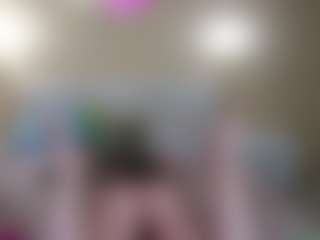 EliaRose's Live Sex Cam Show