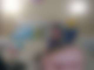 Live cam show with EliaRose - Normal on Chatstar