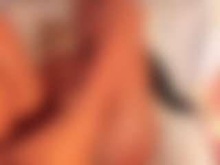 Live cam show with Dakota Wangi - Spy on livesexfox.com
