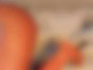 Live cam show with Dakota Wangi - Ebony on Camsoda