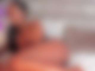 Live cam show with Dakota Wangi - Spy on Uber Horny