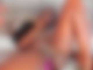 Live cam show with Dakota Wangi - Spy on Camsoda