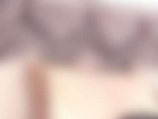 Live cam show with Dakota Wangi - Spy on CamwithHer