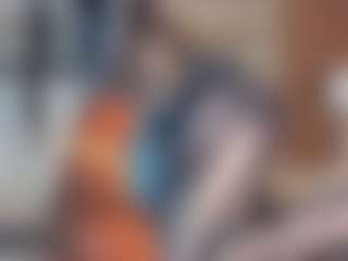 Live cam show with Dakota Wangi - Spy on Camsoda