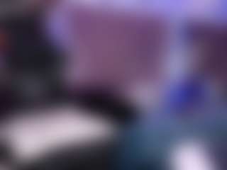 Live cam show with Eva-walker - Brown Eyes on CamwithHer