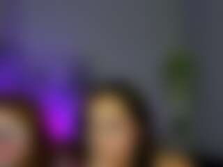 Live cam show with kara-krystal - Brown Hair on Camsoda