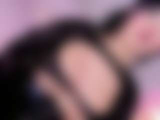 Taii-Leal's Live Sex Cam Show