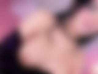 Taii-Leal's Live Sex Cam Show