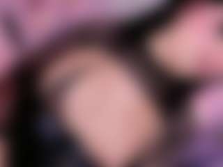 Taii-Leal's Live Sex Cam Show