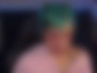 Live cam show with CATSITO3 - Green Eyes on CamwithHer