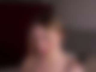 Live cam show with KanishaSkrocki - Upskirt on friskycurves.com