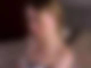 Live cam show with KanishaSkrocki - Upskirt on parknlotfishbdy