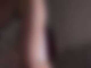 Live cam show with KanishaSkrocki - Green Eyes on live18s.com