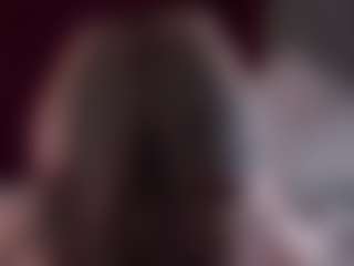 Live cam show with KanishaSkrocki - Upskirt on xDating