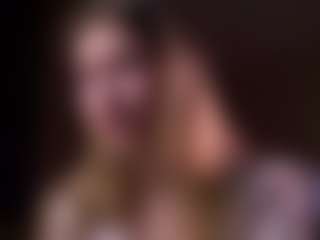 Live cam show with KanishaSkrocki - Green Eyes on CamSodaAdn