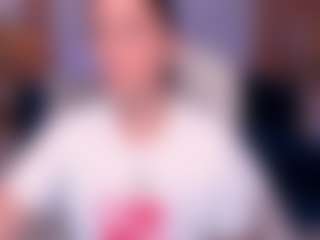 Live cam show with Megann-Williamss - Gagging on crypto-cams