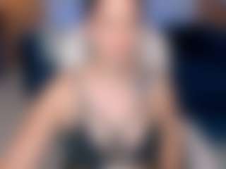 Live cam show with Megann-Williamss - Body Massage on EXY