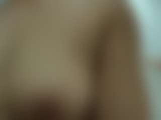 Live cam show with Von-Dee - Nipple Play on Streamer API