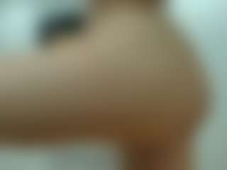 Live cam show with Von-Dee - Blonde Hair on StripNow