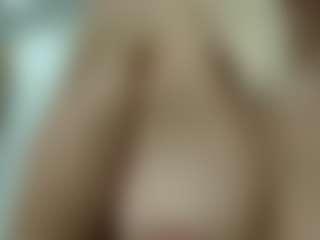 Live cam show with Von-Dee - Flashing on Camsoda
