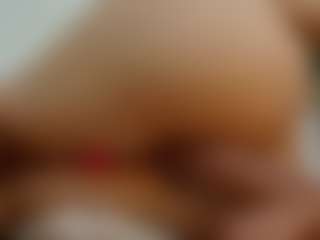 Live cam show with Von-Dee - Nipple Play on camwithhim.com