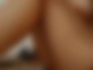 Live cam show with Von-Dee - Blonde Hair Curvy on Pornisteam.com