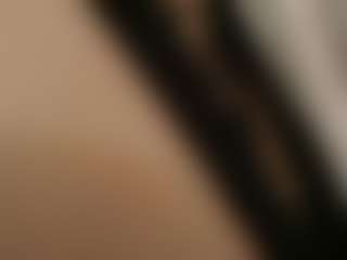 Live cam show with Von-Dee - Nipple Play on TeamSkeetLive