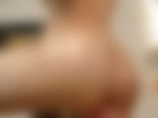 Live cam show with Von-Dee - Twerk on CamwithHer