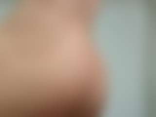 Live cam show with Von-Dee - Dirty Talk on Dolls Live