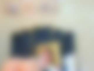 Live cam show with Aria-collin - Blonde Hair on CamClone