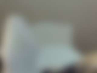 EmmaEllison's Live Sex Cam Show