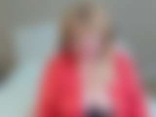 Live cam show with EmmaEllison - Mature on xplaylive.com