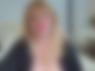 Live cam show with EmmaEllison - Mature on Soda Cam