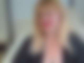 EmmaEllison's Live Sex Cam Show