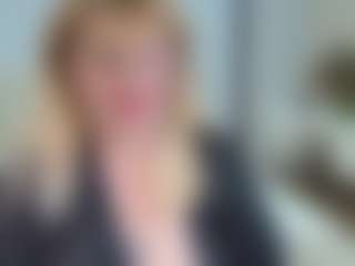 Live cam show with EmmaEllison - Granny Dildo on Dolls Live
