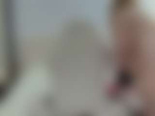 Live cam show with EmmaEllison - Granny Big Tits on Fling VIP Chat