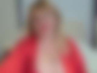 EmmaEllison's Live Sex Cam Show