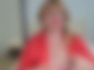 Live cam show with EmmaEllison - Strapon on Camsoda
