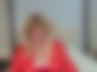Live cam show with EmmaEllison - Blonde Hair Middle Aged on friskycurves.com