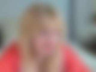 Live cam show with EmmaEllison - Blonde Hair Middle Aged on Camiplay Live