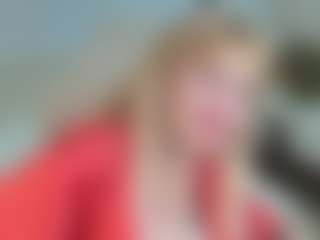 Live cam show with EmmaEllison - Blonde Hair Middle Aged on camtv