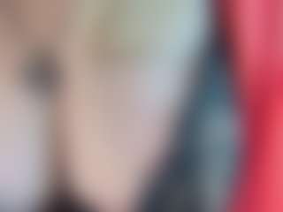 Live cam show with EmmaEllison - Granny Blonde Hair on Livezox
