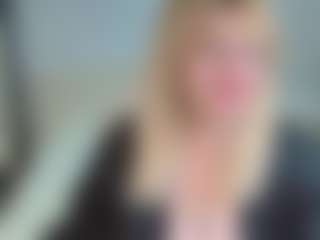 Live-camshow met EmmaEllison - Strapon op Camsoda