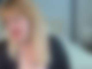 Live cam show with EmmaEllison - Blue Eyes on Camsoda