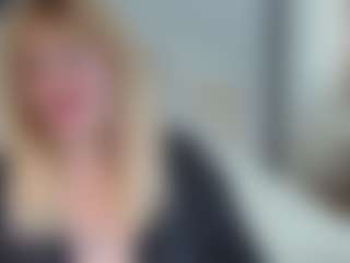 Live cam show with EmmaEllison - Granny Brown Hair on Camsoda