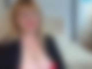 Live cam show with EmmaEllison - Hairy Pussy on Camsoda