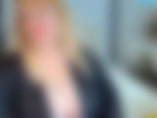 Live cam show with EmmaEllison - Hairy Pussy Brown Hair on Camsoda
