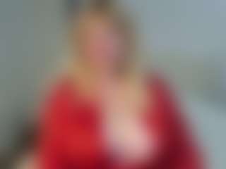 EmmaEllison's Live Sex Cam Show